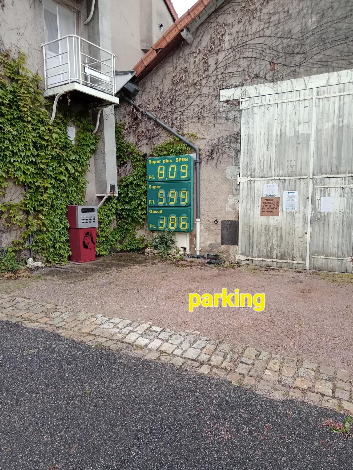 Chambres D Hotes Le Labyrinthe Du Peintre Bransat エクステリア 写真